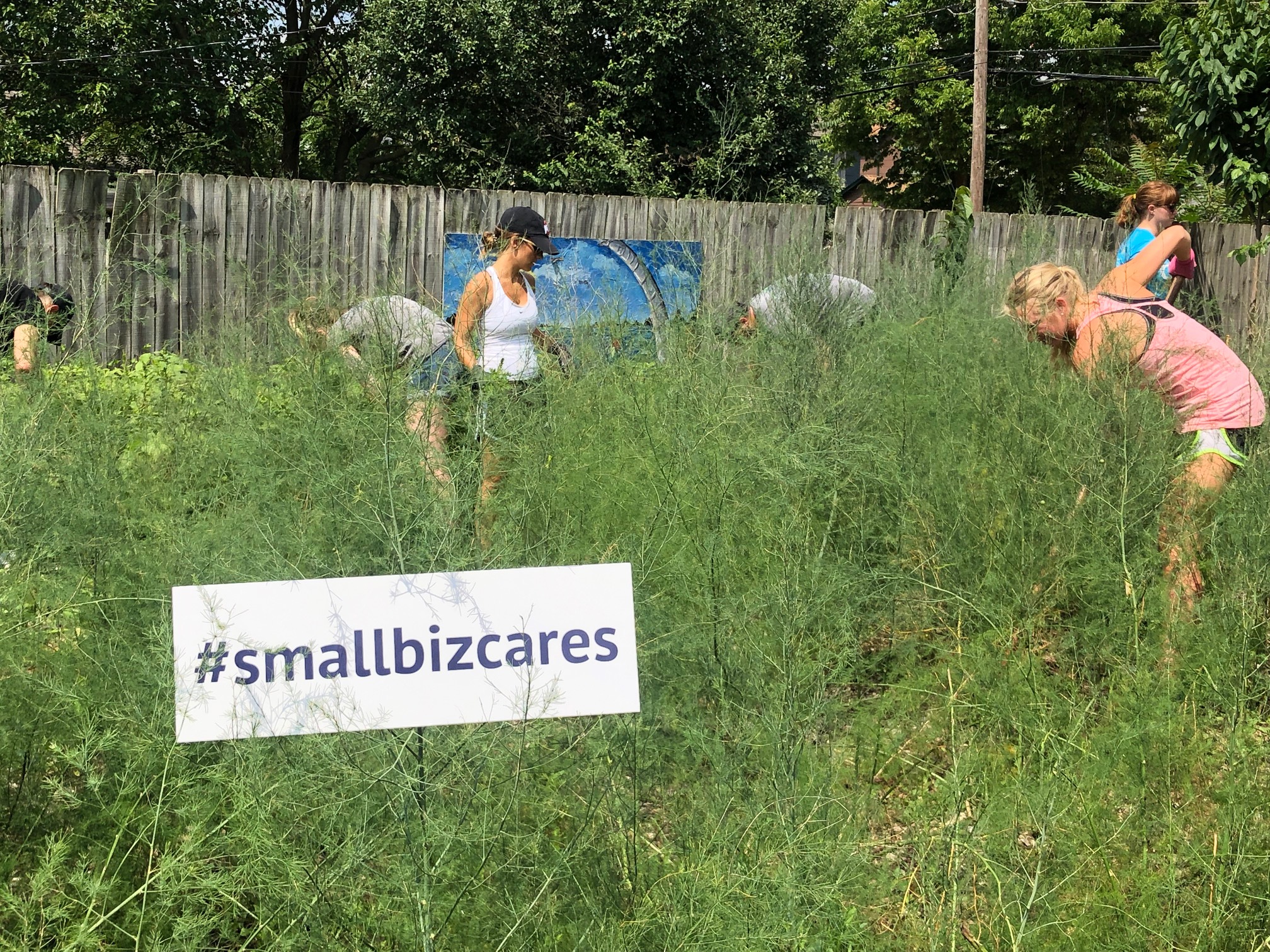 Small Biz Cares Columbus Ohio nonprofit volunteering in Columbus Ohio